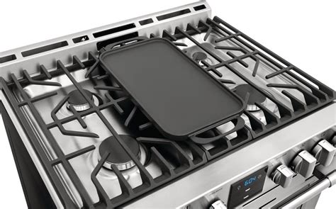 frigidaire 5 burner gas stove skillet